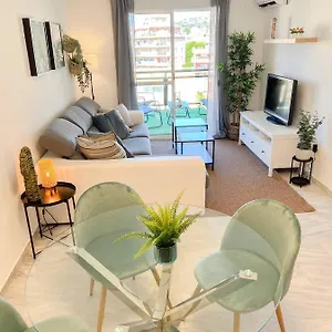  Apartamento Playaquebrada & Pool Cozy Flat